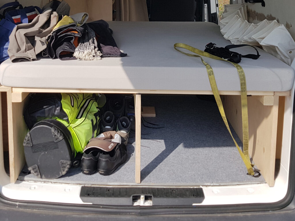 Eine Stütze für das Bett des WulliBulli